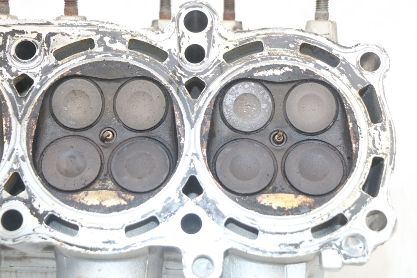 photo de CABEÇOTE YAMAHA FJR ABS 1300 (2006 - 2012) - Zoom do estado de desgaste
