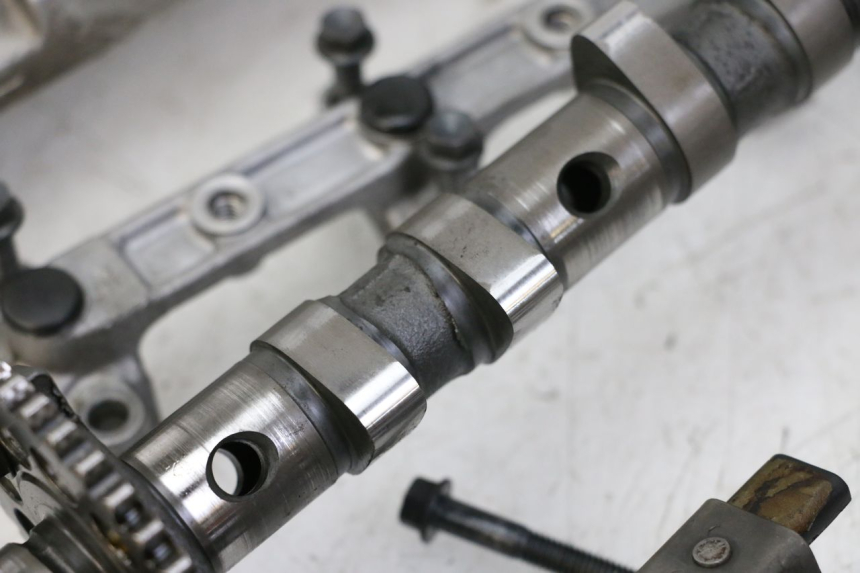 photo de CABEÇOTE YAMAHA FZS FAZER 600 (2001 - 2003) - Zoom do estado de desgaste