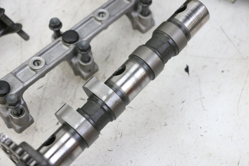 photo de CABEÇOTE YAMAHA FZS FAZER 600 (2001 - 2003) - Outro ângulo de visão