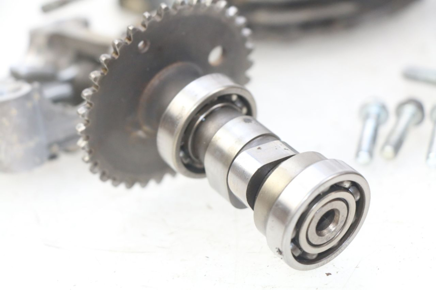 photo de CABEÇOTE YAMASAKI YM T 125 (2015 - 2020) - Detalhes característicos