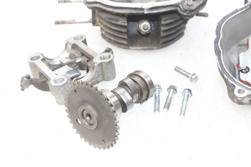 photo de CABEÇOTE YAMASAKI YM T 125 (2015 - 2020) - Inspeção visual