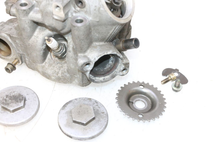 photo de CABEÇOTE YAMAHA YP MAJESTY 125 (2002 - 2006) - Detalhes característicos
