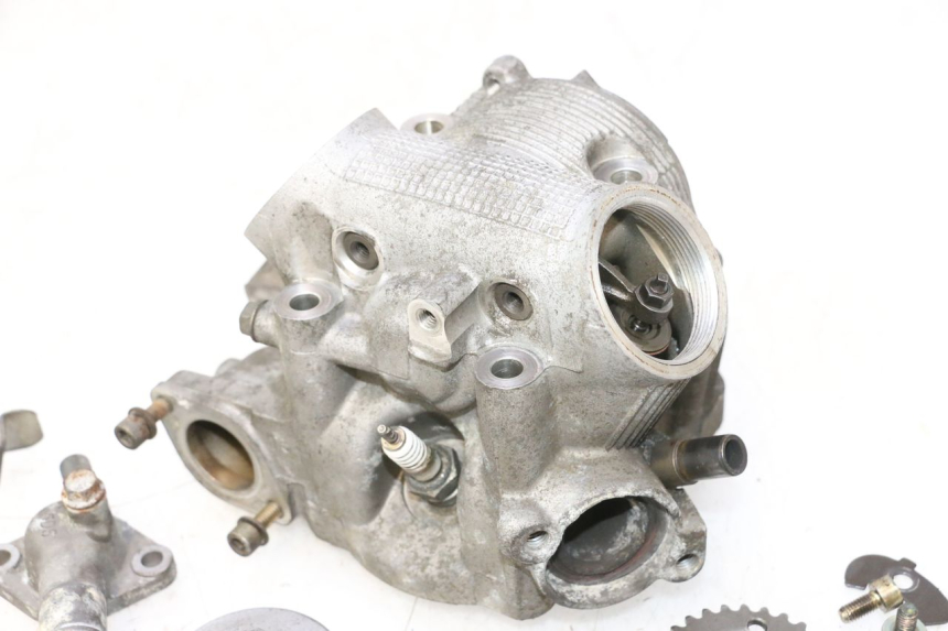 photo de CABEÇOTE YAMAHA YP MAJESTY 125 (2002 - 2006) - Marcações e referências