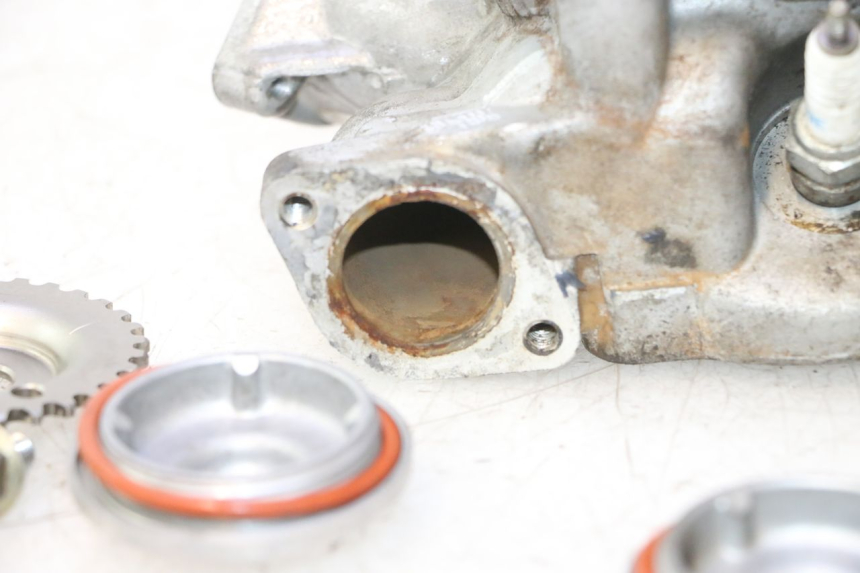 photo de CABEÇOTE YAMAHA YP MAJESTY 125 (1998 - 2001) - Inspeção visual