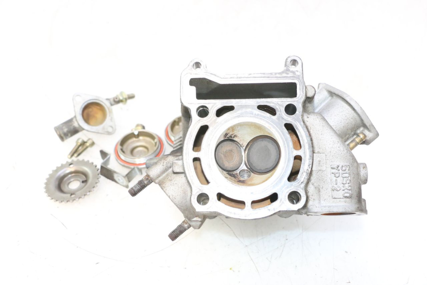 photo de CABEÇOTE YAMAHA YP MAJESTY 125 (2007 - 2010) - Vista de perto