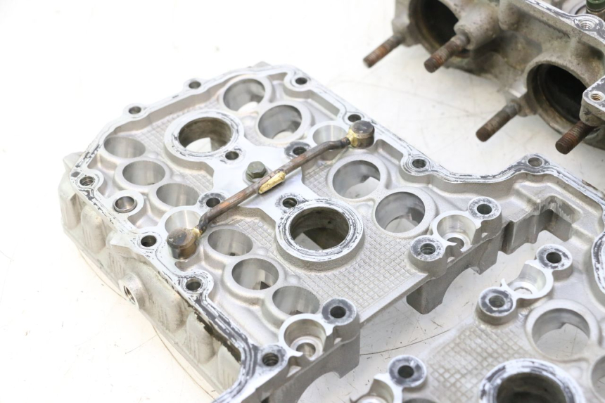 photo de CULATAS YAMAHA YZF R GENESIS 750 (1993 - 1998) - Inspeção visual