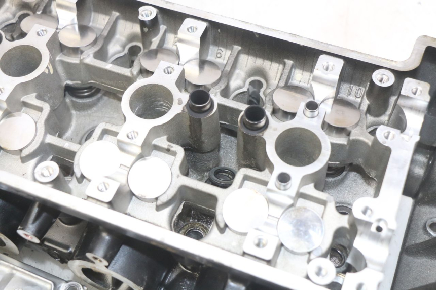 photo de CABEÇOTE KAWASAKI Z 750 (2007 - 2013) - Inspeção visual