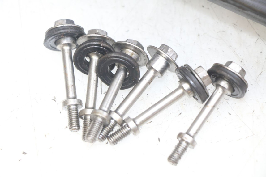 photo de CABEÇOTE KAWASAKI Z 750 (2007 - 2013) - Detalhe da peça