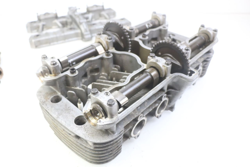 photo de CABEÇOTE KAWASAKI ZEPHYR 1100 ( - 1995) - Ampliação dos componentes
