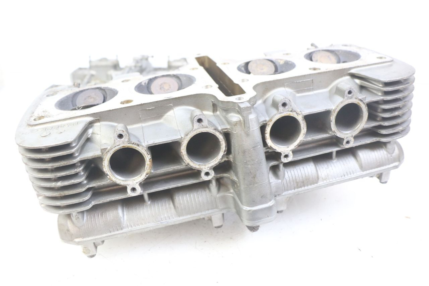 photo de CABEÇOTE KAWASAKI ZEPHYR 1100 ( - 1995) - Outro ângulo de visão