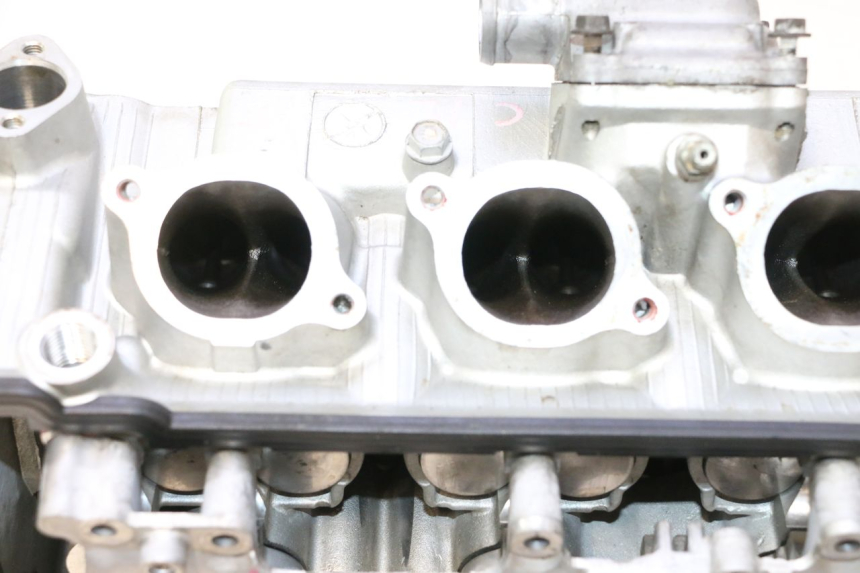 photo de CABEÇOTE KAWASAKI ZX-6R ZX6R 600 (2000 - 2002) - Detalhes característicos