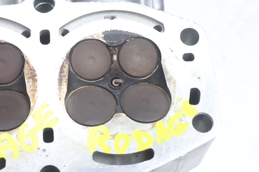 photo de CABEÇOTE KAWASAKI ZZR 600 (1995 - 2004) - Detalhes característicos