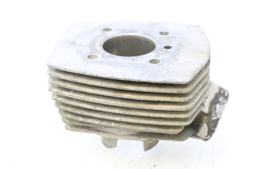 photo de CILINDRO PEUGEOT 103 SPX CLIP 50 (1989 - 1992) - Detalhes característicos