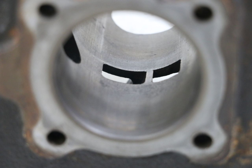 photo de CILINDRO PEUGEOT BUXY 50 (1993 - 1998) - Pontos de fixação