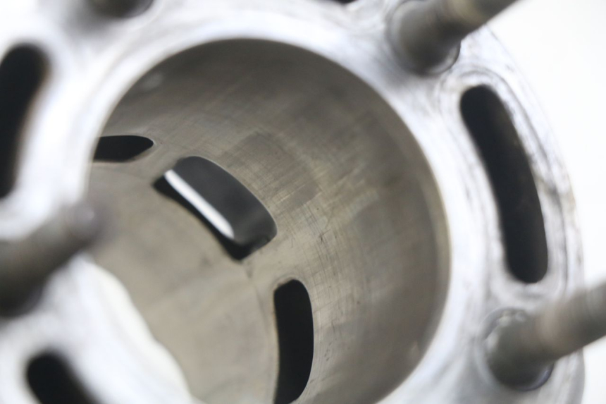 photo de CILINDRO HONDA CR 125 (1995 - 1997) - Pontos de fixação