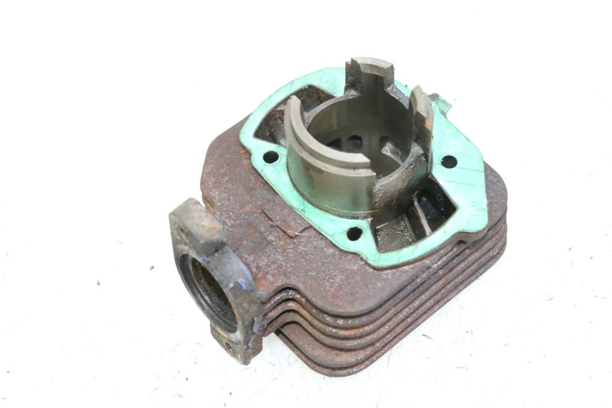 photo de CILINDRO PEUGEOT KISBEE 2T 50 (2010 - 2017) - Pontos de fixação