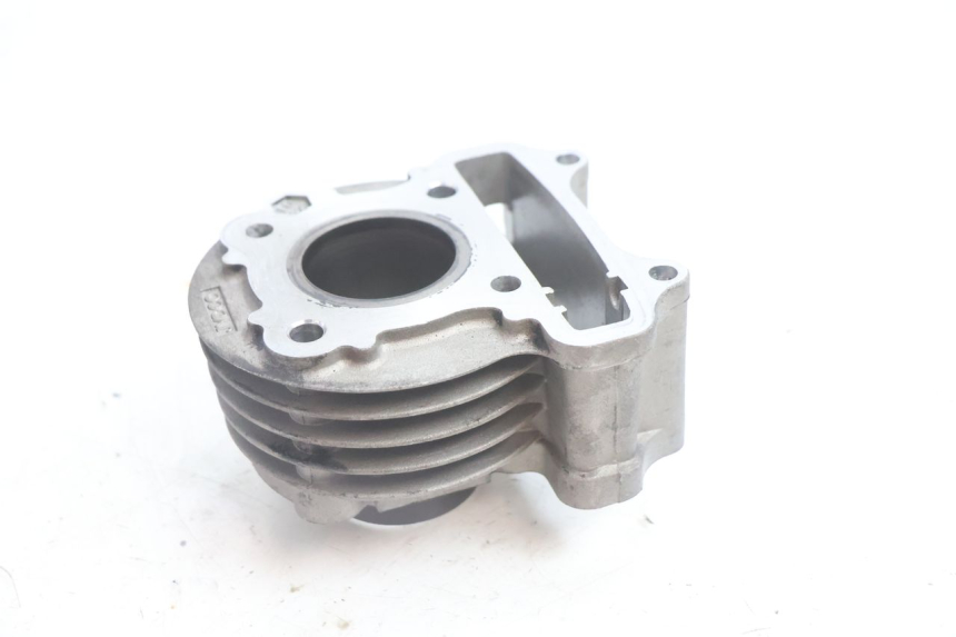 photo de CILINDRO PEUGEOT KISBEE 4T 50 (2010 - 2017) - Vista principal