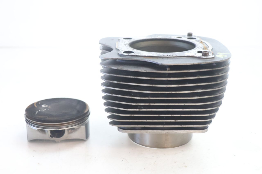 photo de CILINDRO DO PISTÃO TRASEIRO HARLEY DAVIDSON ROAD GLIDE FLTRXSE 1920 (2018 - 2022) - Detalhe da peça