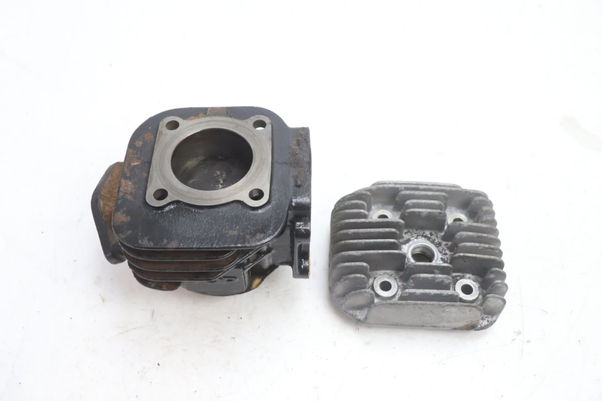 photo de PISTÃO DO CILINDRO MBK BOOSTER SPIRIT 50 (1996 - 1999) - Pontos de fixação