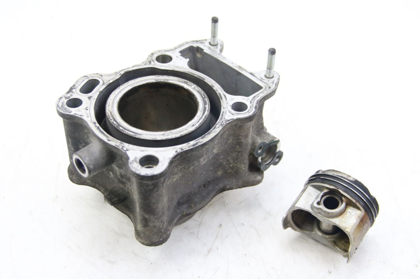 photo de CILINDRO PISTÃO SUZUKI BURGMAN 125 (2007 - 2014) - Outro ângulo de visão