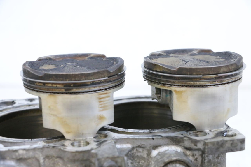 photo de CILINDRO PISTÃO SUZUKI BURGMAN 650 (2013 - 2020) - Detalhe da peça