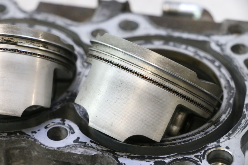 photo de PISTÃO DO CILINDRO SUZUKI BURGMAN EXECUTIVE ABS 650 (2006 - 2012) - Estrutura - ampliação