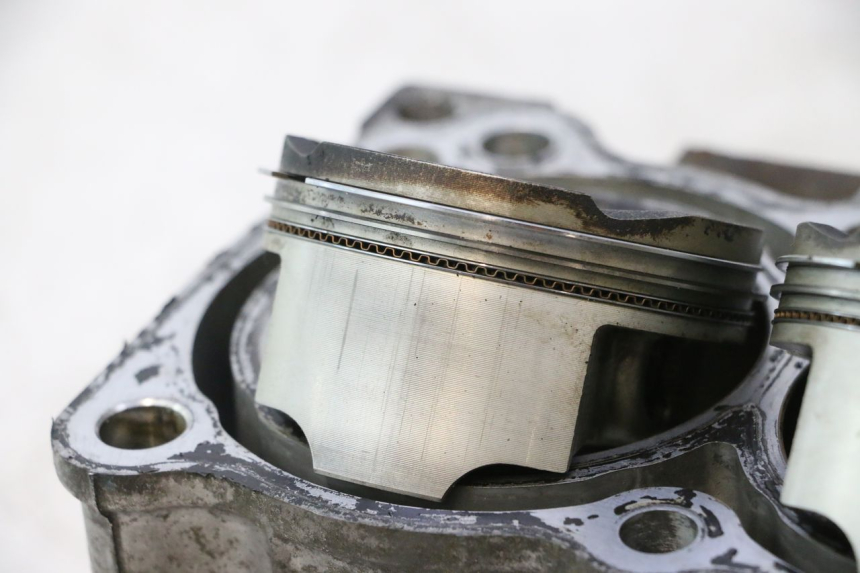 photo de PISTÃO DO CILINDRO SUZUKI BURGMAN EXECUTIVE ABS 650 (2006 - 2012) - Zoom de qualidade