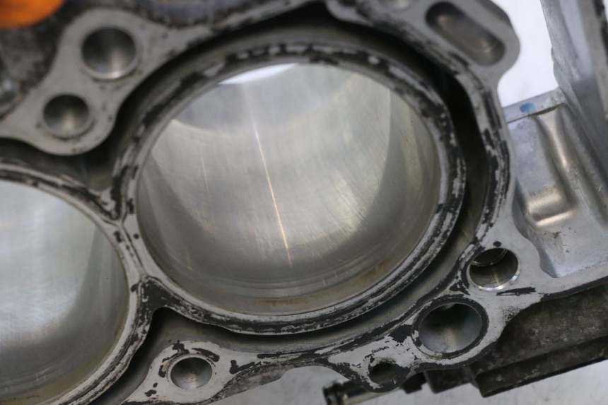 photo de PISTÃO DO CILINDRO SUZUKI BURGMAN EXECUTIVE ABS 650 (2006 - 2012) - Peça verificada