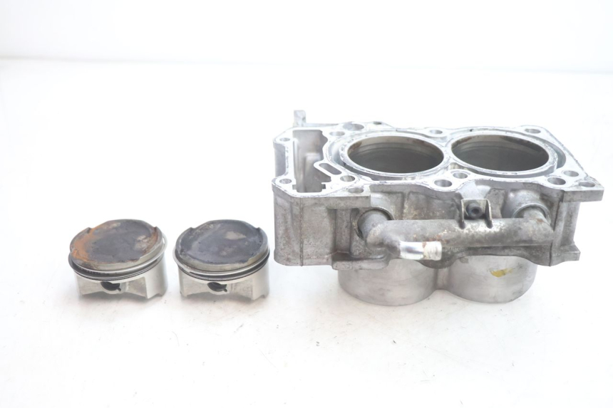 photo de PISTÃO DO CILINDRO SUZUKI BURGMAN EXECUTIVE ABS 650 (2006 - 2012) - Outro ângulo de visão