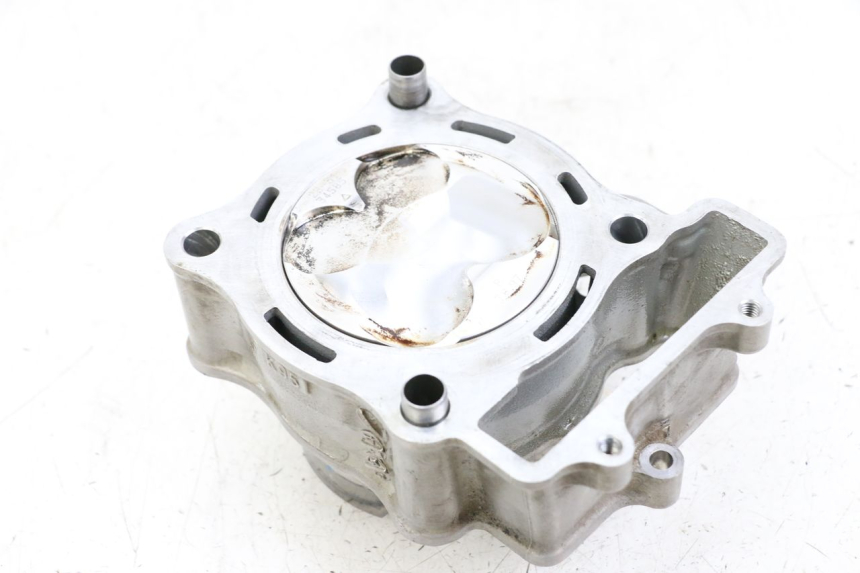 photo de CILINDRO PISTÃO HONDA CRF R 250 (2020 - 2021) - Zoom do estado de desgaste