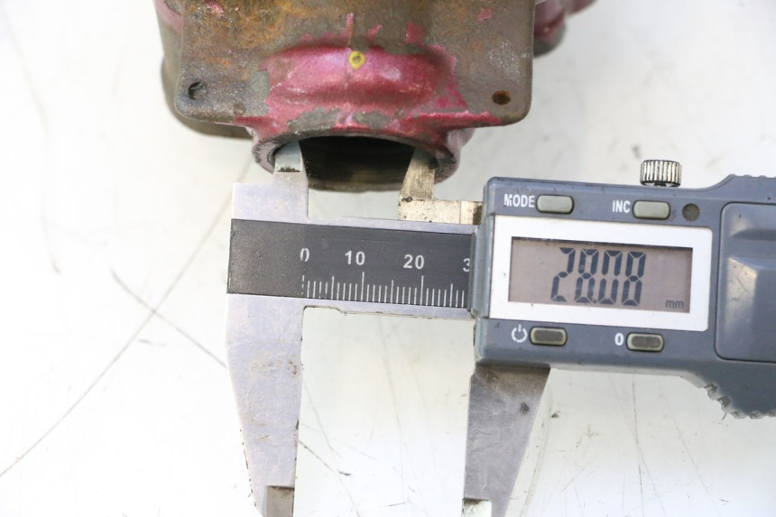 photo de PISTÃO DO CILINDRO HM HONDA CRM DERAPAGE RR 50 (2006 - 2017) - Detalhe da peça