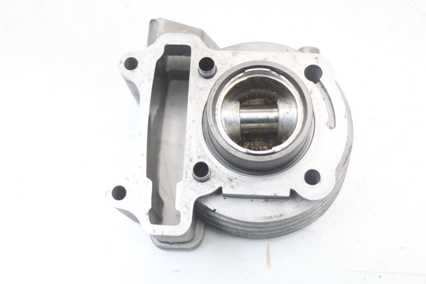 photo de CILINDRO PISTÃO LONGJIA DIGITA 4T 50 (2019 - 2022) - Detalhes característicos