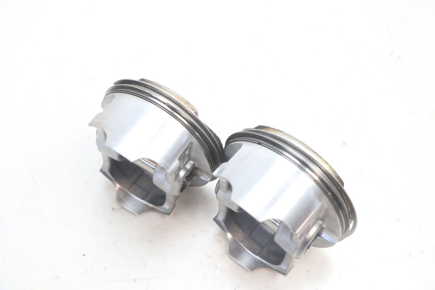 photo de PISTÃO DO CILINDRO KAWASAKI ER-6 ER6 N 650 (2005 - 2009) - Detalhes característicos