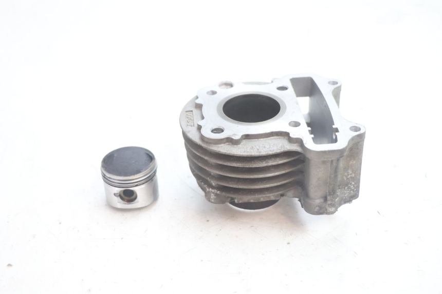 photo de PISTÃO DO CILINDRO JM MOTORS EVOLIS 4T 50 (2018 - 2022) - Detalhe da peça