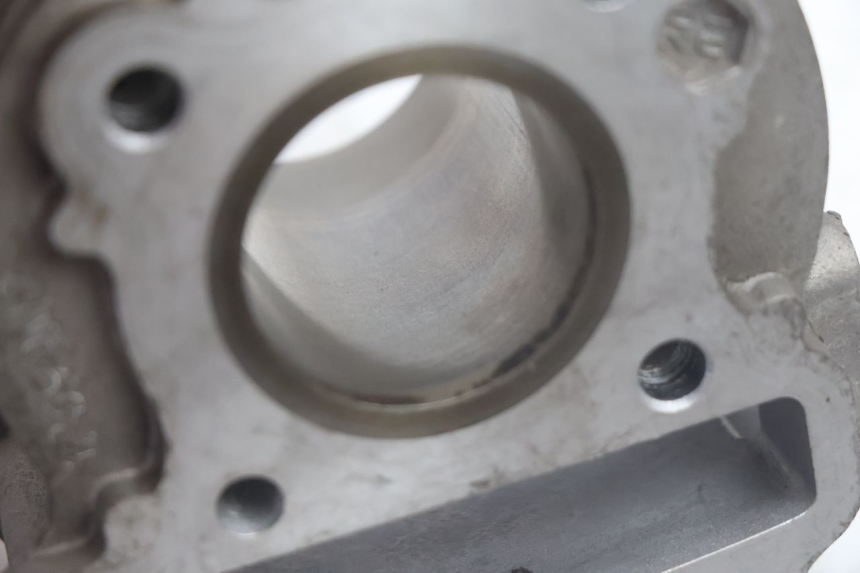photo de PISTÃO DO CILINDRO JM MOTORS EVOLIS 4T 50 (2018 - 2022) - Marcações e referências