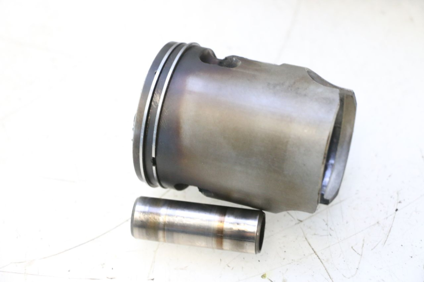 photo de PISTÃO DO CILINDRO HONDA FES PANTHEON 2T 125 (1998 - 2002) - Detalhe da peça