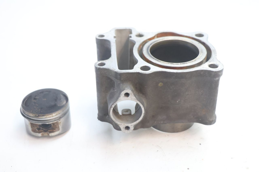 photo de CILINDRO PISTÃO HONDA FES S-WING SWING ABS 125 (2007 - 2015) - Detalhe da peça