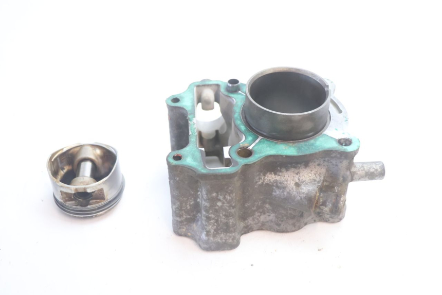 photo de CILINDRO PISTÃO HONDA FES S-WING SWING ABS 125 (2007 - 2015) - Zoom do estado de desgaste