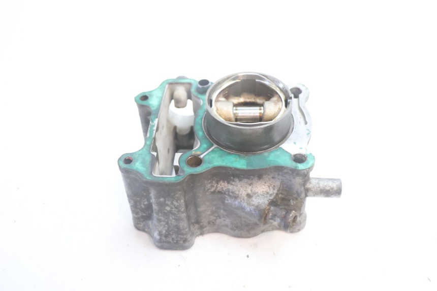photo de CILINDRO PISTÃO HONDA FES S-WING SWING ABS 125 (2007 - 2015) - Vista geral