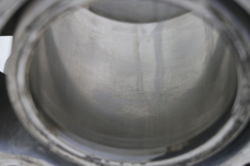 photo de CILINDRO PISTÃO HONDA FORZA ABS 300 (2013 - 2017) - Zoom do estado de desgaste