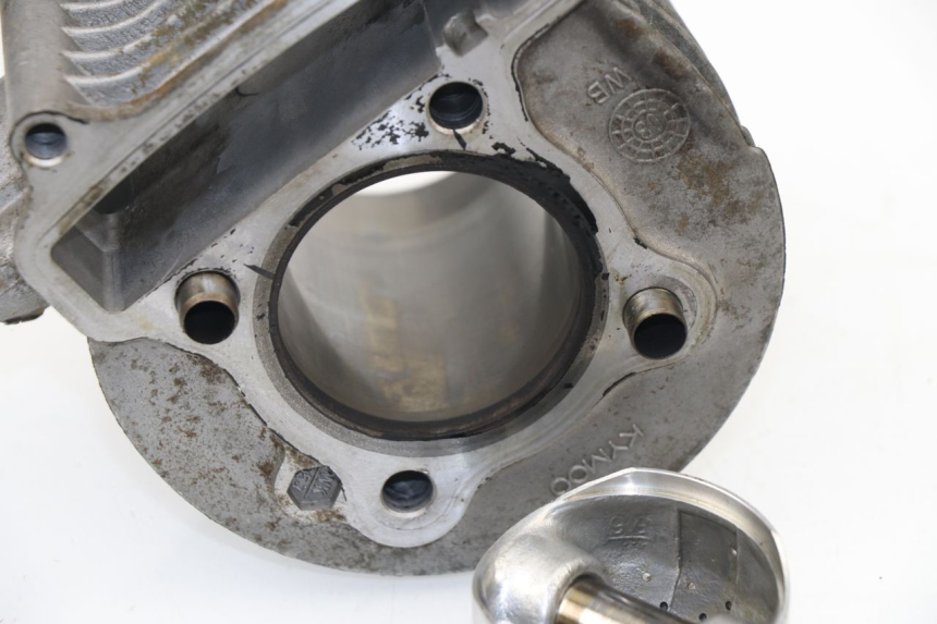photo de CILINDRO PISTÃO REVATTO FUTURA GT 125 (2006 - 2008) - Zoom do estado de desgaste