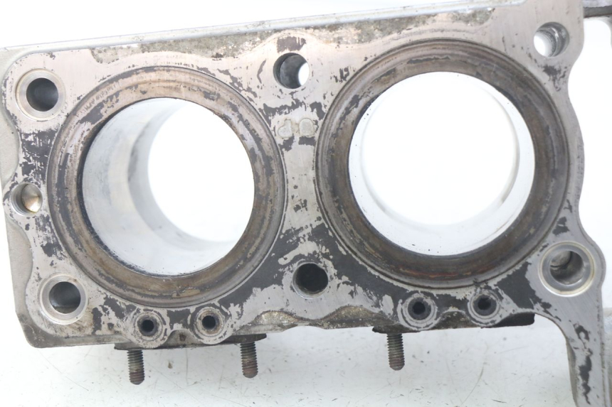 photo de CILINDRO PISTÃO SUZUKI GSF S BANDIT 600 (2000 - 2004) - Detalhe da peça