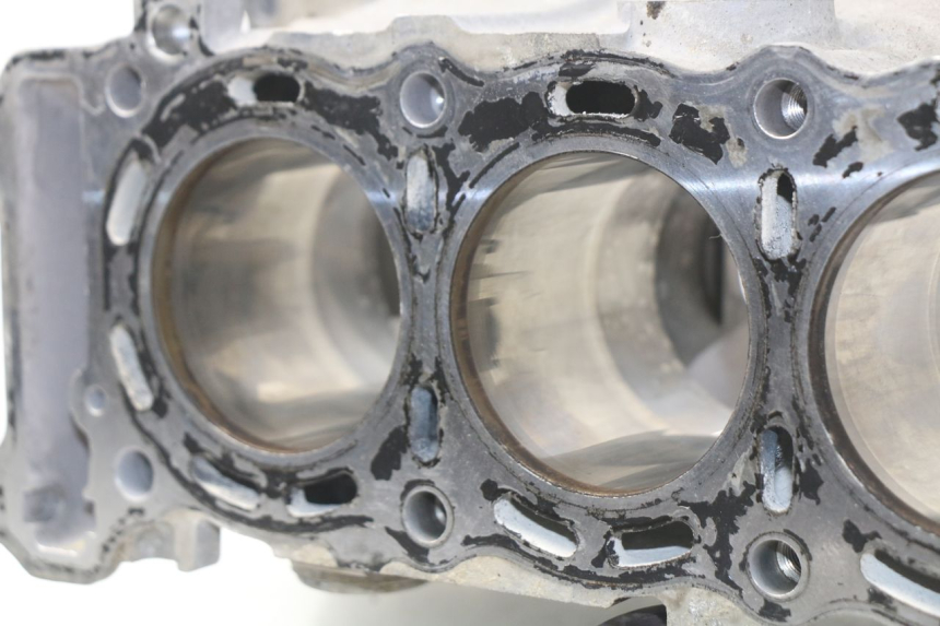 photo de CILINDRO PISTÃO SUZUKI GSX-R GSXR 600 (2001 - 2003) - Detalhe da peça