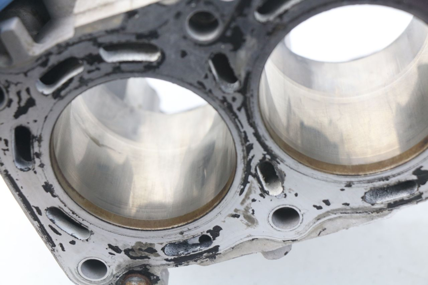photo de CILINDRO PISTÃO SUZUKI GSX-R GSXR 600 (2001 - 2003) - Outro ângulo de visão