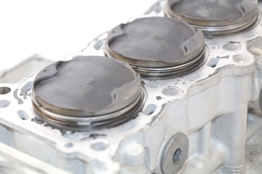 photo de CILINDRO PISTÃO SUZUKI GSX-R GSXR K16 1000 (2012 - 2016) - Zoom do estado de desgaste