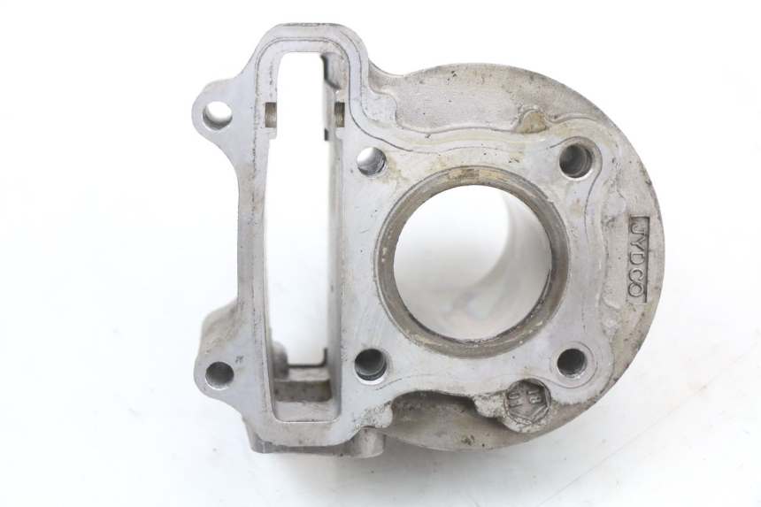 photo de CILINDRO PISTÃO PEUGEOT KISBEE 4T 50 (2018 - 2022) - Pontos de fixação