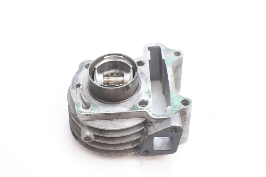 photo de CILINDRO PISTÃO PEUGEOT KISBEE 4T 50 (2010 - 2017) - Zoom do estado de desgaste