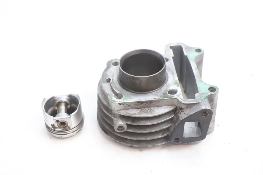photo de CILINDRO PISTÃO PEUGEOT KISBEE 4T 50 (2010 - 2017) - Ampliação técnica