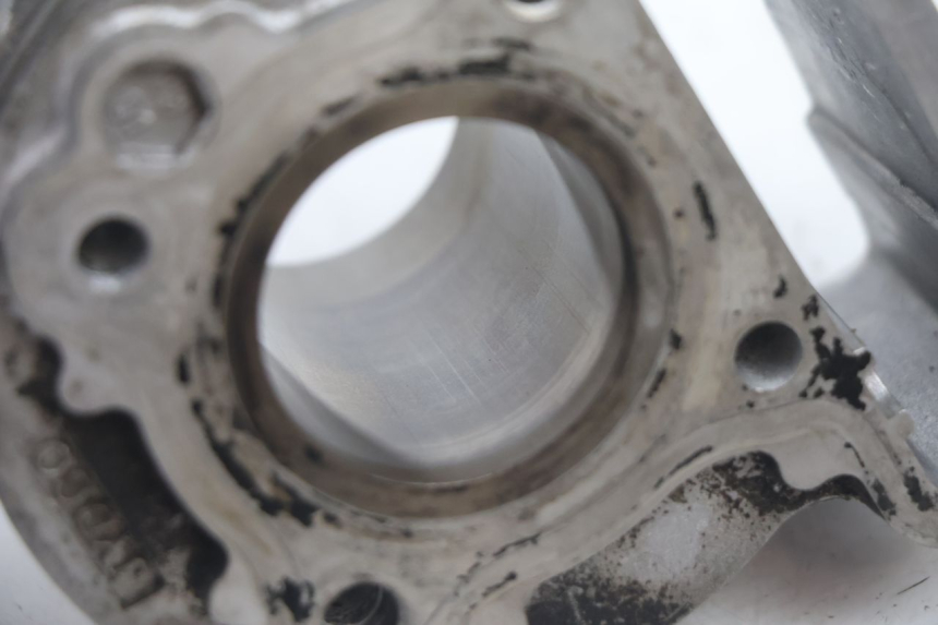 photo de CILINDRO PISTÃO PEUGEOT KISBEE 4T 50 (2010 - 2017) - Pontos de fixação