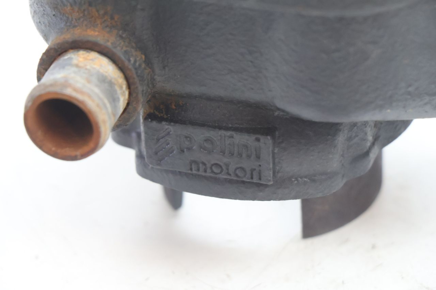 photo de CILINDRO PISTÃO PEUGEOT LUDIX BLASTER 50 (2006 - 2014) - Detalhes característicos